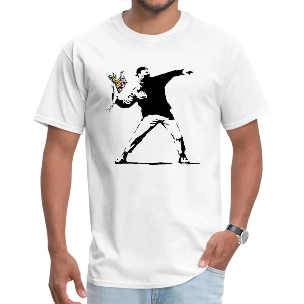 Swag Banksy Flower Thrower Футболки 100% хлопок Ткань Мужская футболка Мужские футболки Новинка Уличное искусство Дизайнерские футболки Rebel Большие размеры