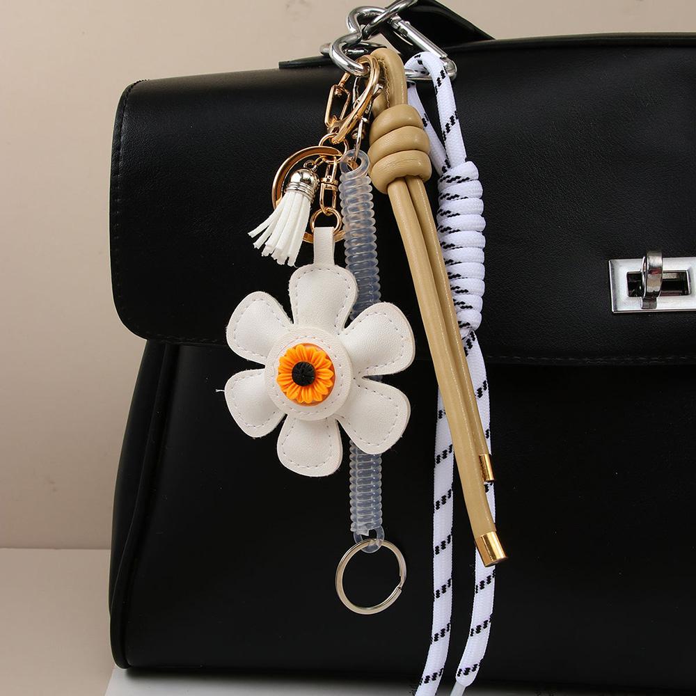 Exquisite PU Leather Sunflower Pendant Creativity Woven Rope Tassel Design Bag Hanging Piece Madam Accessories A274 Bag Charm