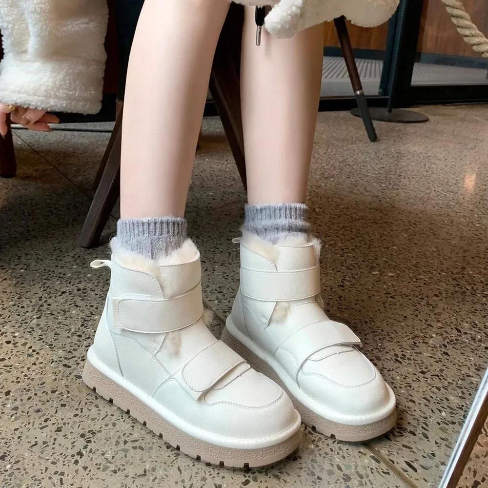 Fashion Snow Boots Women New Winter High Quality Plus Velvet Woman Shoes Warm Thick Cotton Short Boots Furry Ankle Boots Women