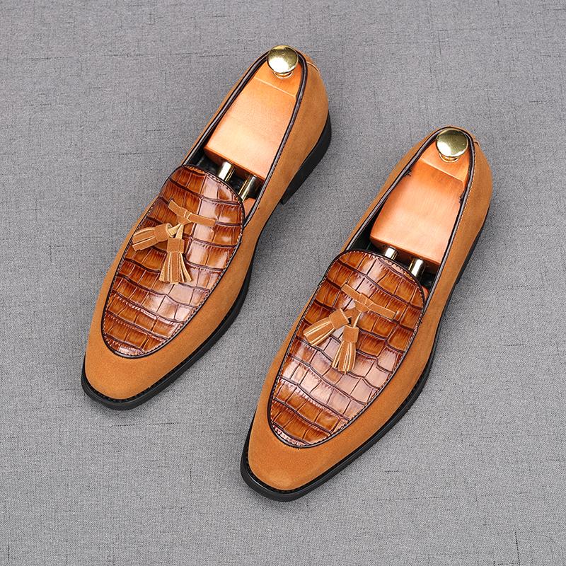 Fashion Fashion New Men's Tassels Suede Leather Patchwork Flats Shoes Male Designer Loafers Homecoming Wedding Dress Footwear