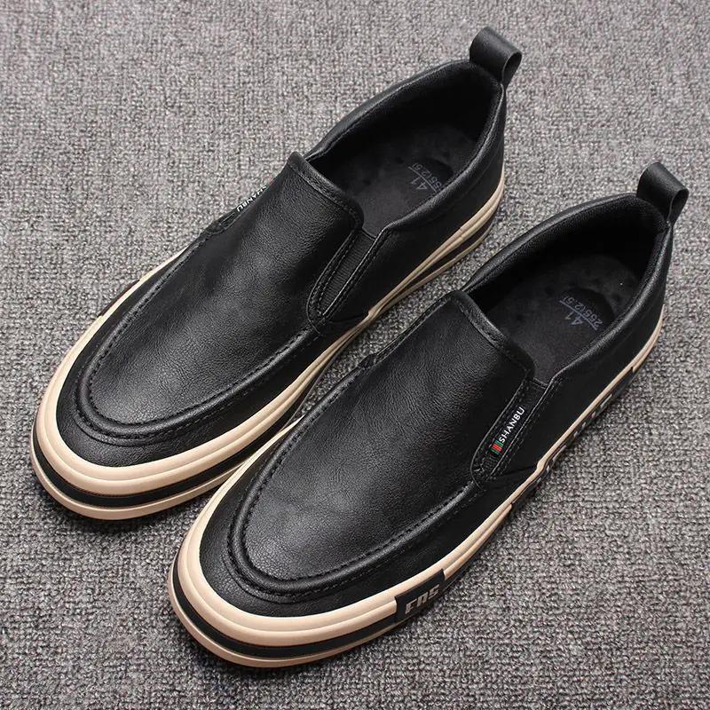 Flat Round Toe Leather Loafers Shoes for Men Retro Pu Classic Original 2025 Trend Man Casual Shoe Legitimate Low Price Cowhide