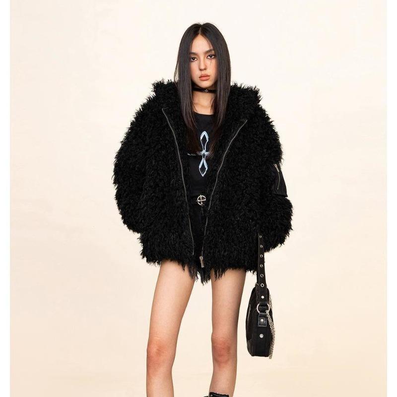 Lamb Wool Coat Women's New Winter Hooded Medium and Long Thickened Loose High-end Fur Fur Coat