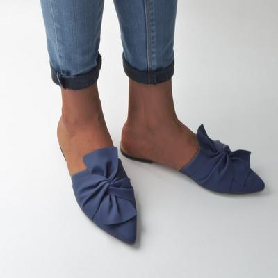 Лето 2025 новые остроносые плоские сандалии ins ленивые полушлепанцы Niuba черный мюли носок