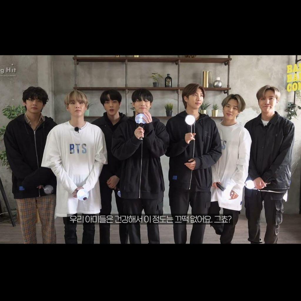 [Б/У] Официальное худи с тура BTS MOS, размер M