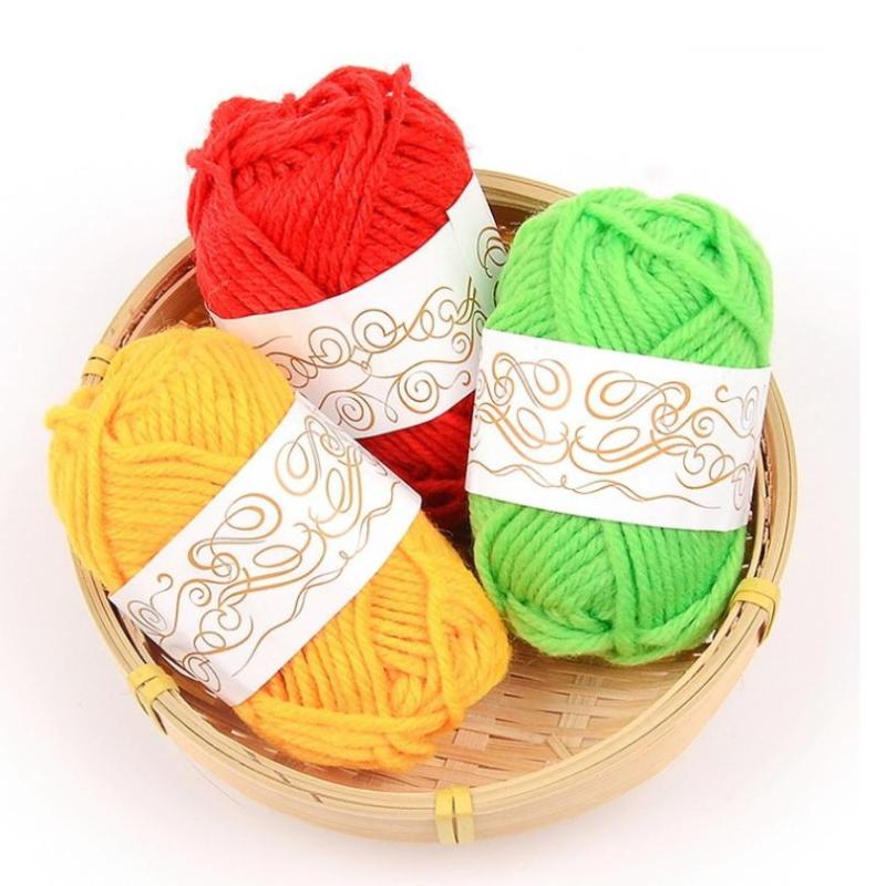 12Pcs Acrylic Yarn Balls Fluffy Soft Knitting Crochet Thread Kit for DIY Handmade Parent-Child Interactive Craft Activities