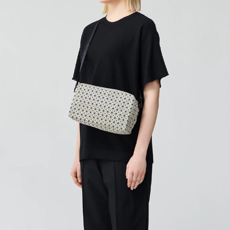 ISSEY MIYAKE Cotton Shoulder Bag, Crossbody Bag Unisex Sandy Beige BB52-AG133-47