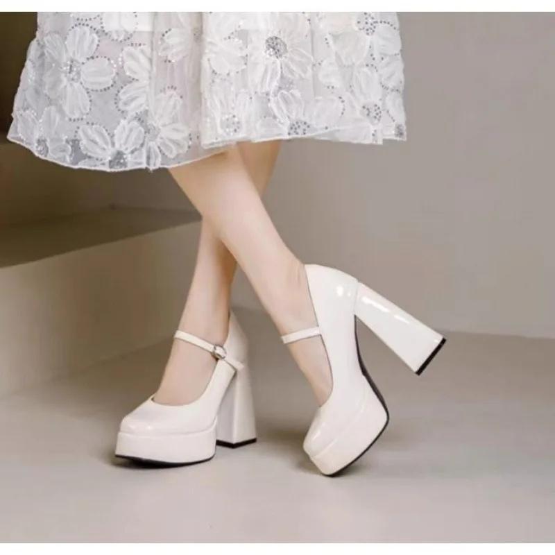 Французский дизайн Туфли-лодочки на высоком каблуке Женские черные туфли Американский стиль Средний каблук Одинарные туфли Полиуретан Улучшенная версия