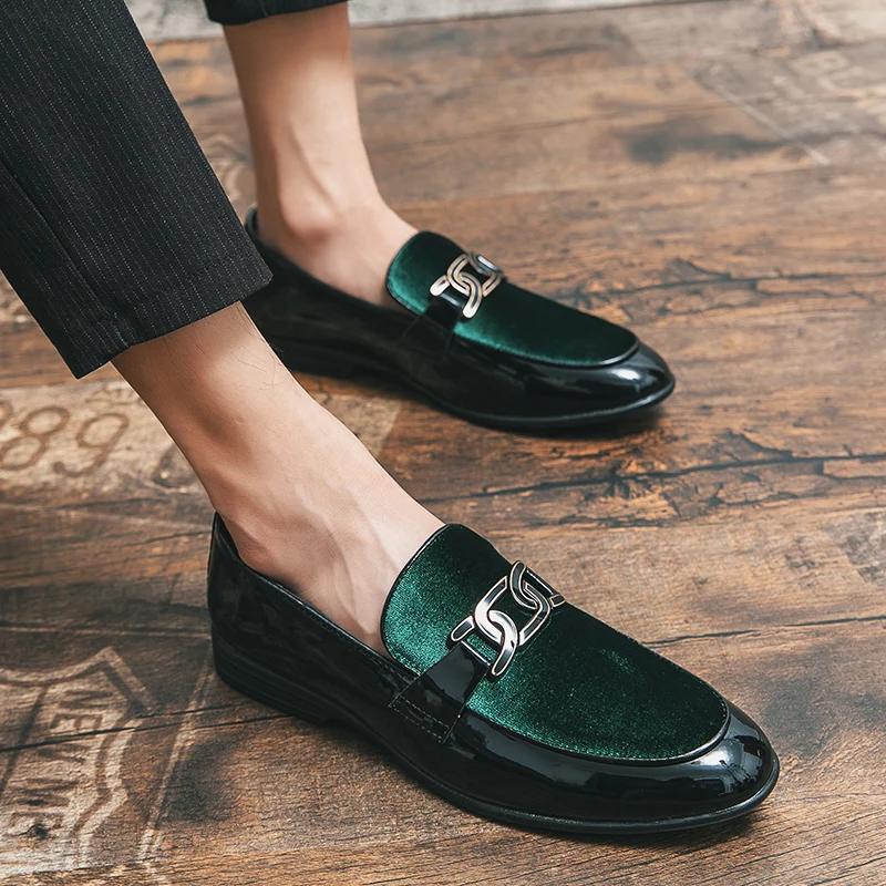 Luxury Brand Men's Shiny Leather Shoes Corduroy Pointed High-end Green Business Flat Shoes Wedding Dress Shoes for Men's