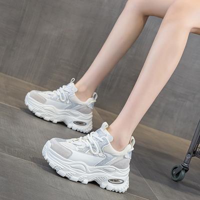 Ретро кроссовки на толстой подошве женские 2025 осень новый подъем высоты повседневная мода универсальные спортивные горячий бриллиантово-красный женские туфли