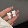 Founded Pearl Earrings French Retro Earrings Autumn and Winter New Versatile Tide