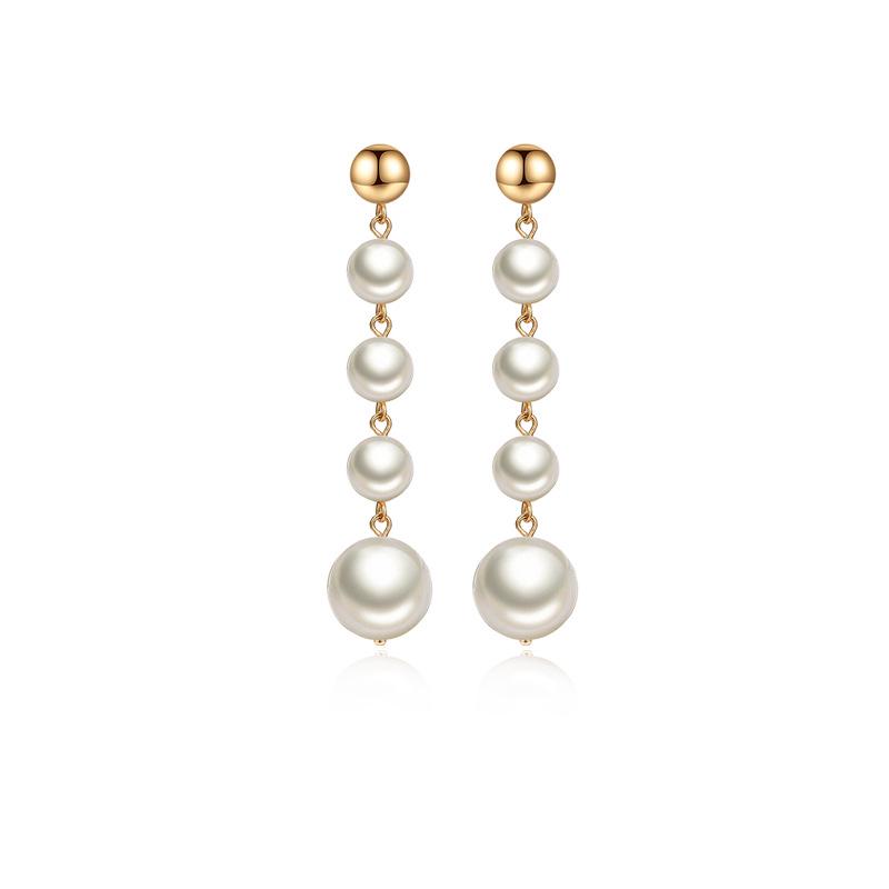 Korean S925 Sterling Silver Pearl Stud Earrings - Trendy and Elegant Design