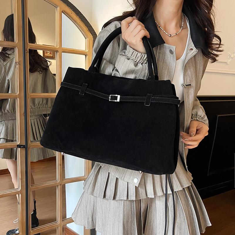 Винтажная нишевая замшевая сумка-тоут: Большая вместимость, универсальная мода для поездок на работу