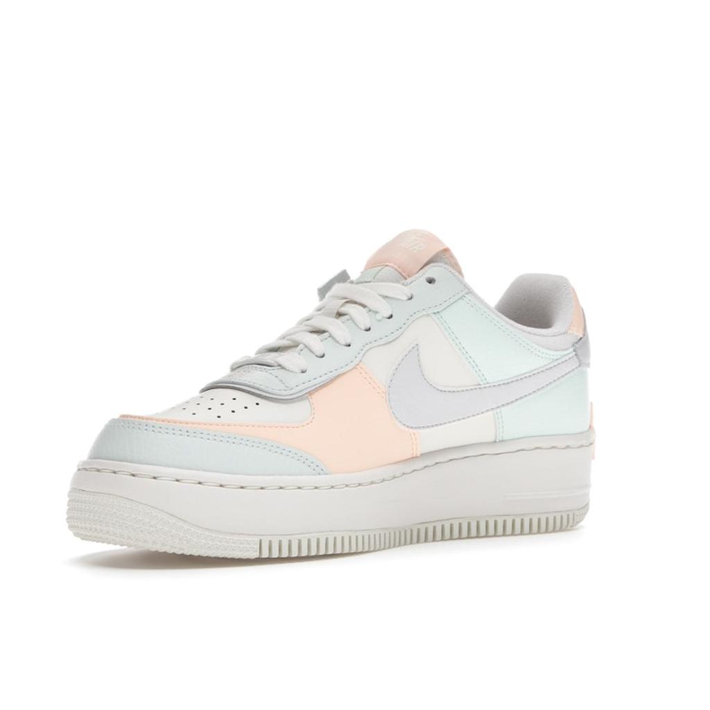 Nike Женские кроссовки Air Force 1 Shadow Barely Green Crimson Tint Orange Sail Photon-Dust CU8591-104