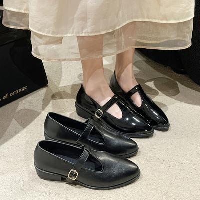 Большие размеры 2024 Весна и осень Новые британские мокасины женские ленивые низкие каблуки толстые каблуки маленькие кожаные одинарные туфли женские