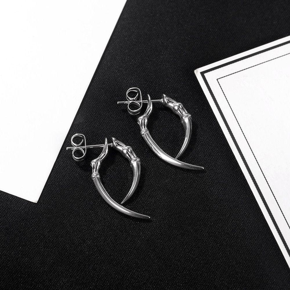 Retro Gothic Stainless Steel Claw Shape Ear Piercing Man Ear Bone Earrings Korean Style Ear Stud