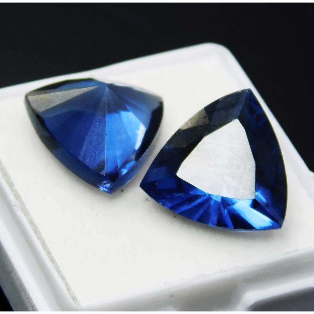 Natural Sapphire blue Trillion Shape 21 Ct Loose Gemstone Pair