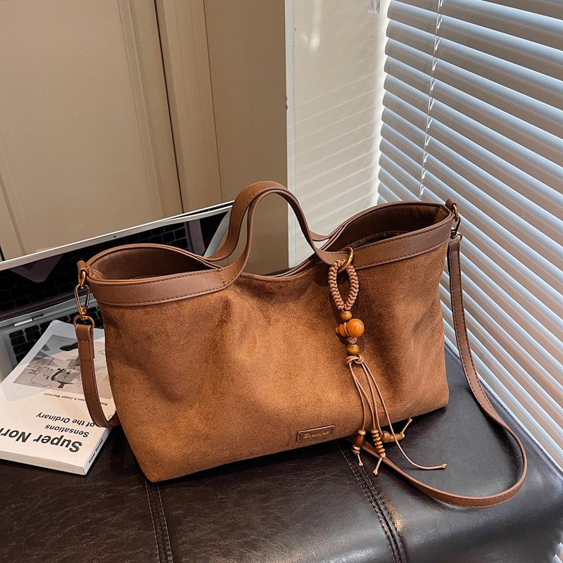 Сумка премиум-класса с текстурой, женская, большой вместимости, новая коллекция осень-зима 2025, универсальная ретро-сумка-мессенджер, портативная сумка-тоут для поездок