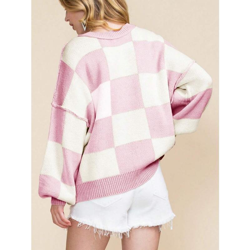 Женский свитер в стиле пэчворк с мозаичным узором в осенне-зимнем стиле