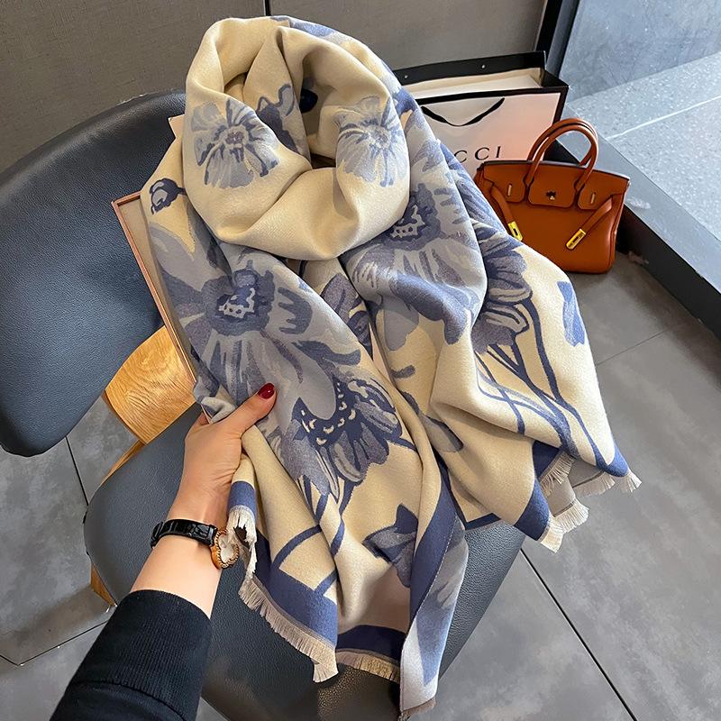 New Korean Version Double-sided Printed Cashmere Scarf, Thickened Winter Warm and Fashionable Shawl