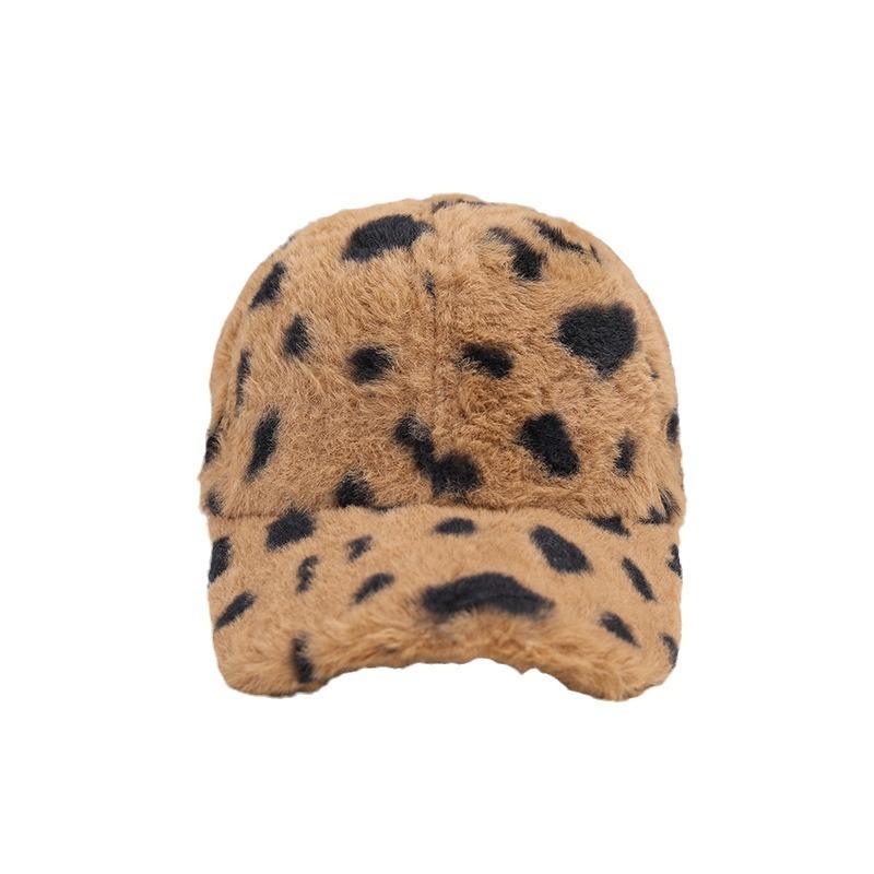 European and American fashion autumn and winter new curved brim cap trendy versatile spotted plush baseball cap