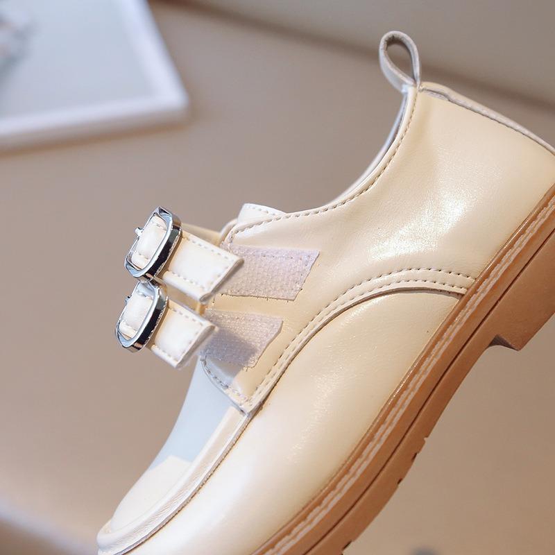 Модная женская обувь 2025 осень Новые лоферы в британском стиле Повседневная женская обувь Простая и универсальная обувь на плоской подошве Ретро Нескользящая обувь для девочек