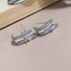 Super flash snake stud earrings, zircon mini ear buckles, diamond-encrusted earlobes, be careful with machine single product, free earrings.