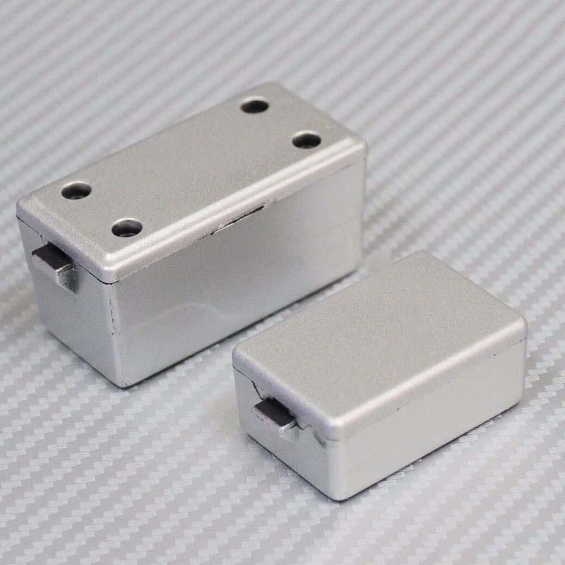 Реалистичный серебристый декоративный ящик для инструментов из твердого пластика для 1/10 RC краулеров, комплект из 2 штук