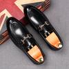 Fashion Luxury Designer Men Charm Metal Button Casual Shoes Male Slip On Loafers Flats Homecoming Wedding Dress Prom Zapatillas Hombre