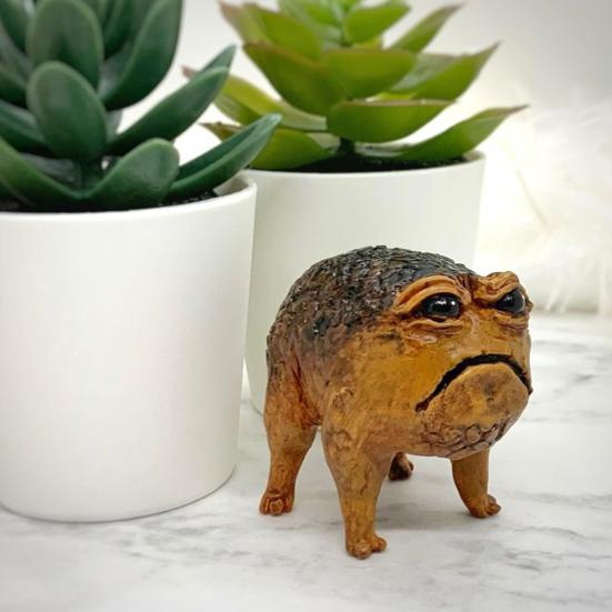Cute African Model Creative Frog Decor Funny Toad Rain Animal Figurine Office Desktop Ornament Resin Craft Frog