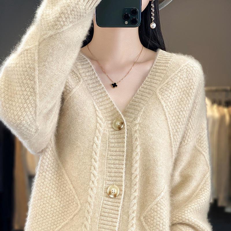 Women's 100% Cashmere V-Neck Long Sleeve Korean Style Loose Cardigan Sweater