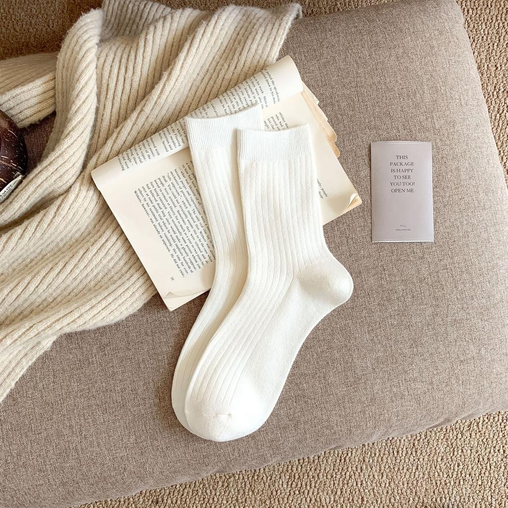 Носки Темно-красные с Лошадью Сезон Двухигольная Вышивка Свадьба Новый год 2026 Год Лошади Носки