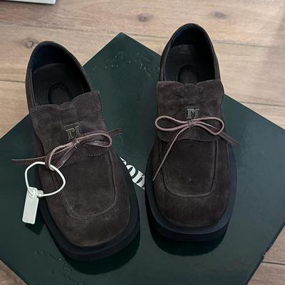 Версия из овчины~ ретро британский стиль толстый каблук лоферы женские 2025 осень новые бант квадратный носок маленькие кожаные туфли