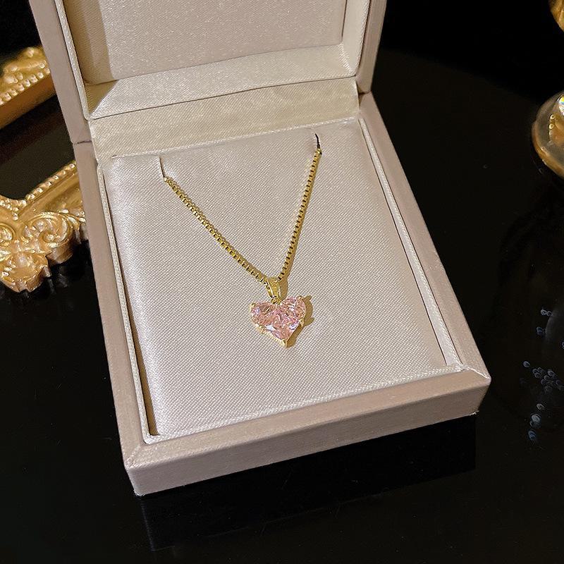 2024 Trending Pearl Necklace for Women - Elegant Butterfly Clavicle Chain In Titanium Steel, As Seen On Influencers