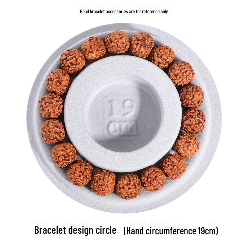 Ассортимент флокированных ювелирных изделий, витрин и дизайнерских лотков для браслетов и ожерелий своими руками