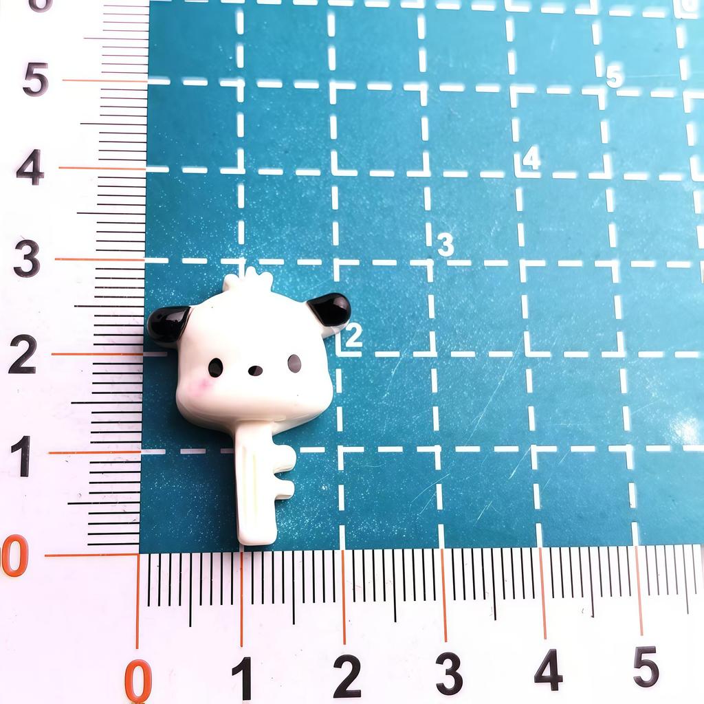 Ключница и заколка для волос из смолы с персонажами Sanrio