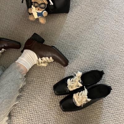 Ретро литературные туфли с квадратной головкой, маленькие кожаные туфли 2024 года, весна и осень, новые высококачественные туфли на толстом каблуке со шнуровкой спереди, нишевый темперамент, одиночные туфли для женщин