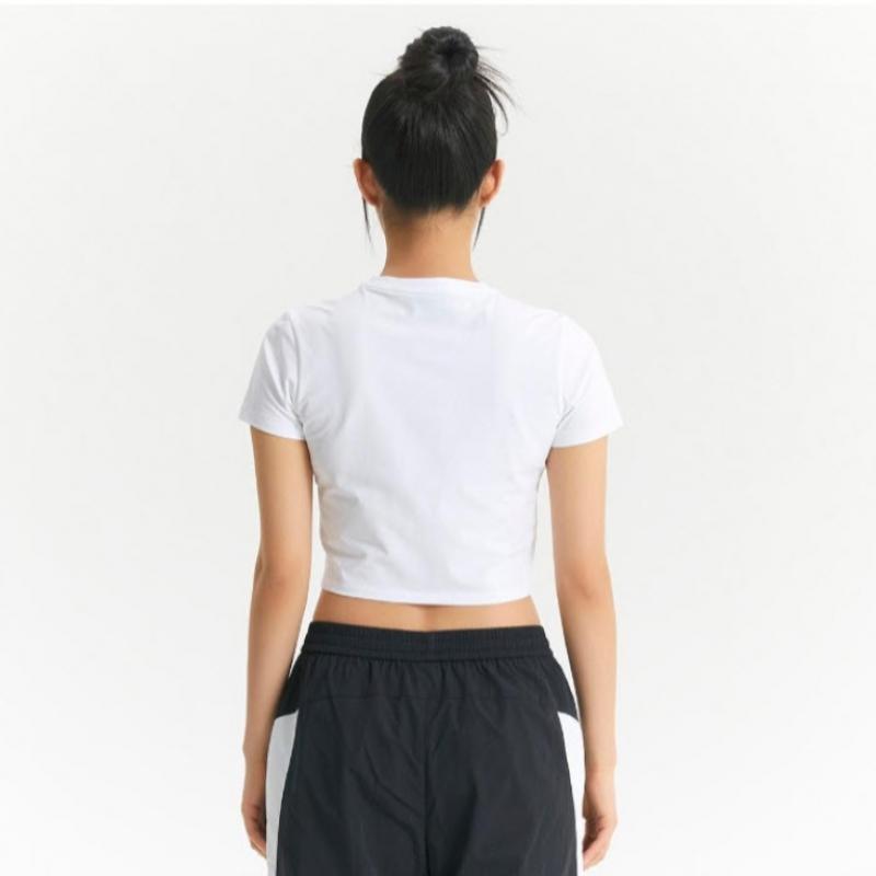 New Balance Women S Semi Crop TighT T ShirT Lqj Nbnee2w422 10