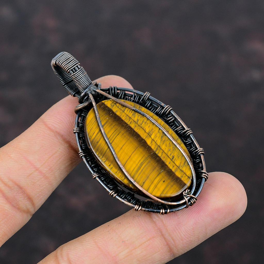 Подвеска «Тигровый глаз» Подвеска из медной проволоки с оберткой Подвеска с драгоценным камнем Медная бижутерия Подвеска ручной работы Подарок для него Уникальная обернутая бижутерия