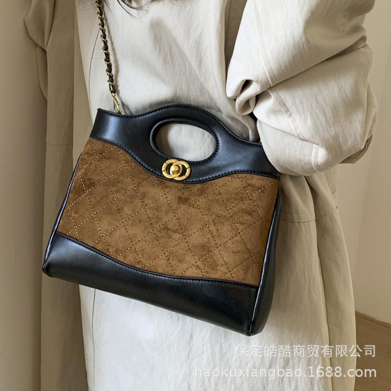 Сумка-цепочка ромбовидной формы женская большой вместимости 2025 новая осенне-зимняя ретро матовая сумка-мессенджер сумка-тоут для поездок на работу