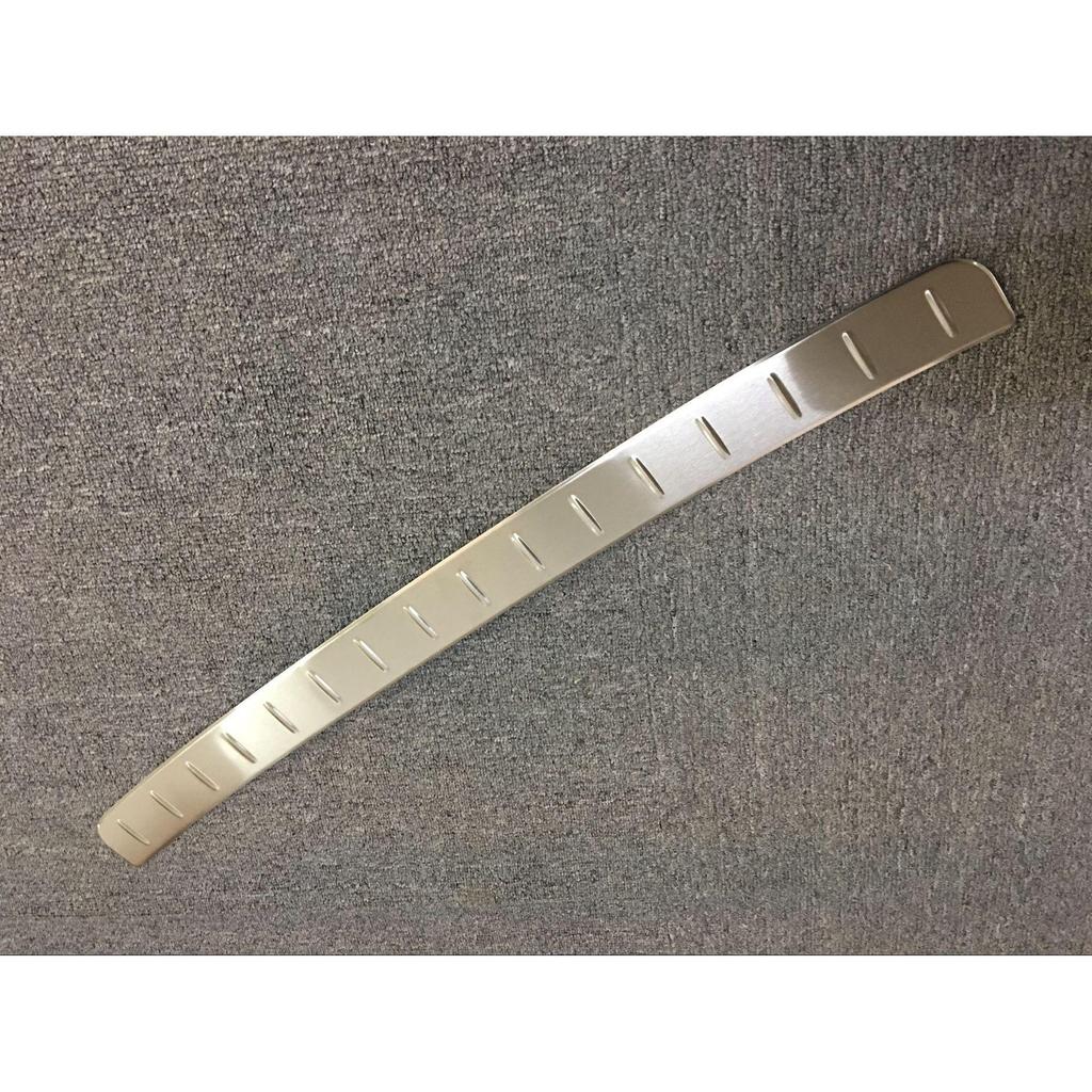 Защитная полоса на задний бампер из нержавеющей стали для Camry 2018 года