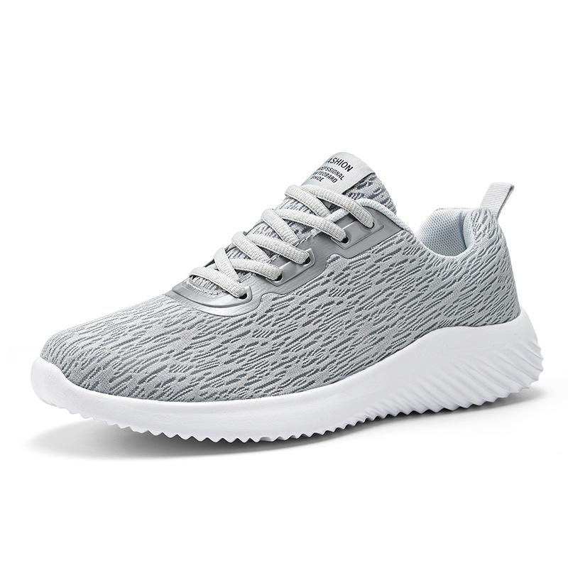 New Large Size Men's Fly-woven Mesh Low-top Sneakers, Old Jianbu Outdoor Sneakers