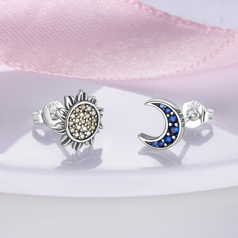 925 Silver Heart Shape Hoop Earrings Moon Snowflake Stud Earrings for Women Gift Wedding Party Silver Fashion Jewelry