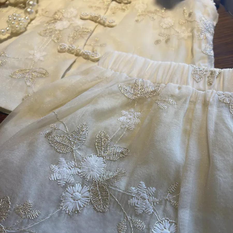 Летний комплект для девочек 2024 года из жилета и шорт в китайском стиле