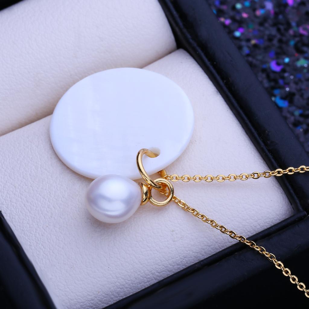 LSOOYH Natural Freshwater Rice Shape Pearl Gold Golor Necklace Round Pendant Elegant Jewelry Gifts For Women