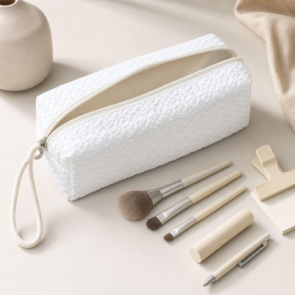 Zipper Closure Zipper Pouch Textured Surface Pencil Case High Quality Makeup Bag Makeup Storage