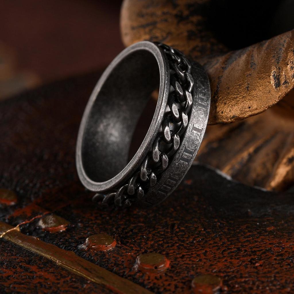 European and American Jewelry Set: Antique Silver Rotating Chain Ring