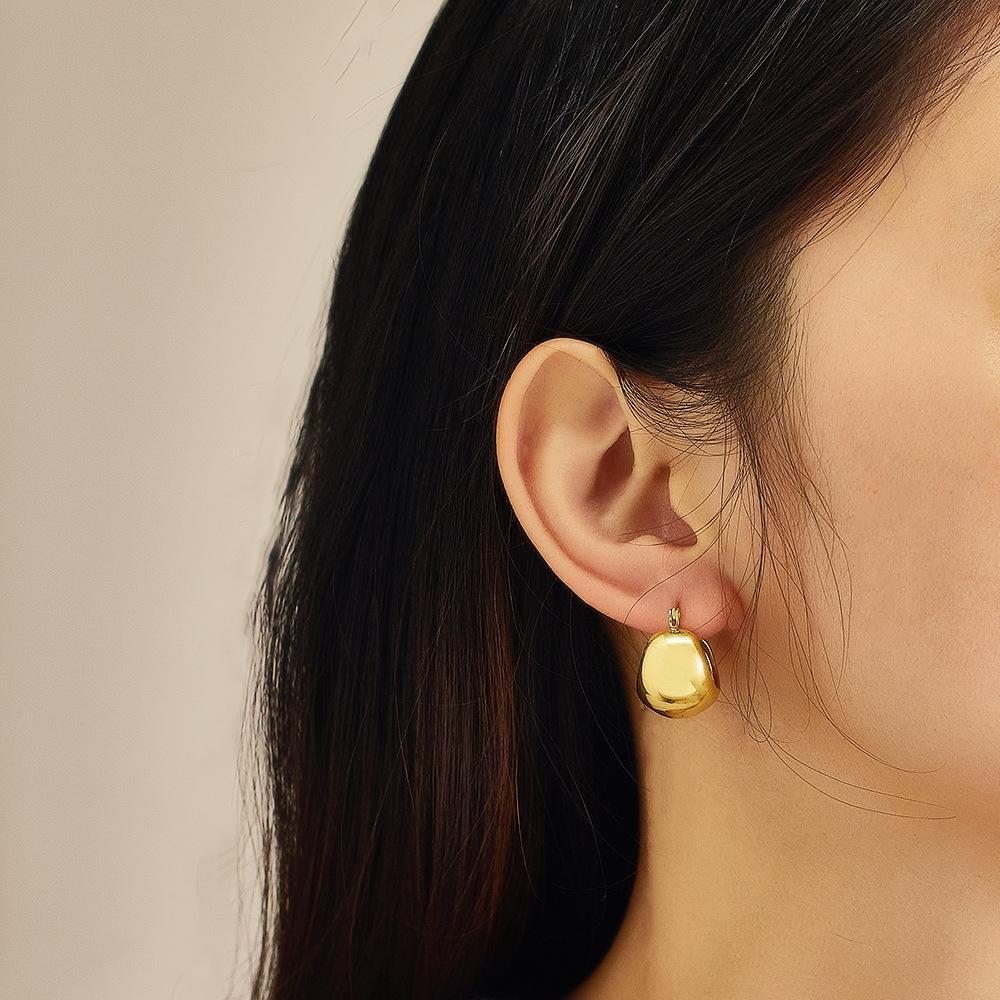 Серьги-шарики с золотой и светлой поверхностью из титановой стали Cold Wind