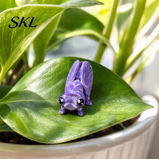 Desktop Insect Ornament 3D Printed Cicada Figurine, Realistic Model with Movable PLA Sculpture Joints, Stress Relief Fidget Toy for Kids Adults Art