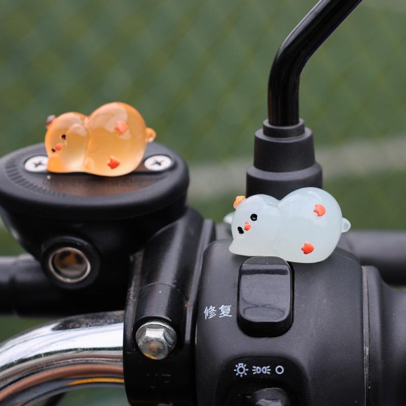 New Luminous Cute Duck Car Ornaments Auto Centre Console Dashboard Mirror Decorations DIY Garden Micro Landscape Accessories