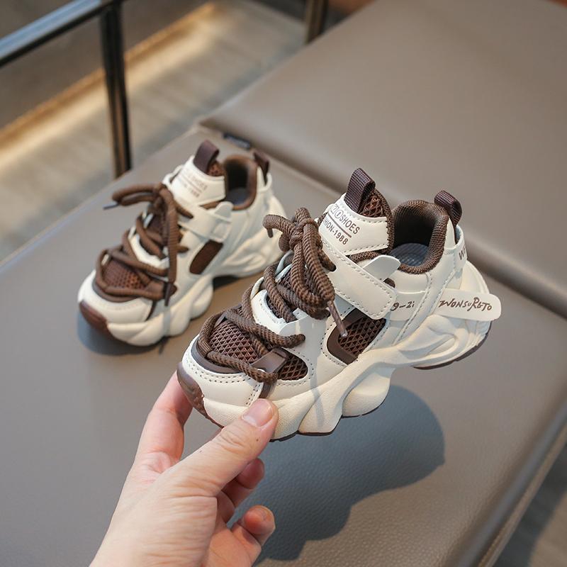 2024 Новые кроссовки для девочек, мягкие, подходящие по цвету, на шнуровке, подходящие по цвету, мягкие, дышащие, сетчатые, детские, спортивная обувь для мальчиков, нескользящая